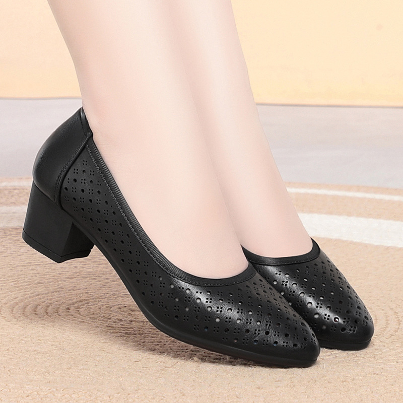 Beige Mary Jane Shoes With Adj - Ankle Strap Heels 评论和价格