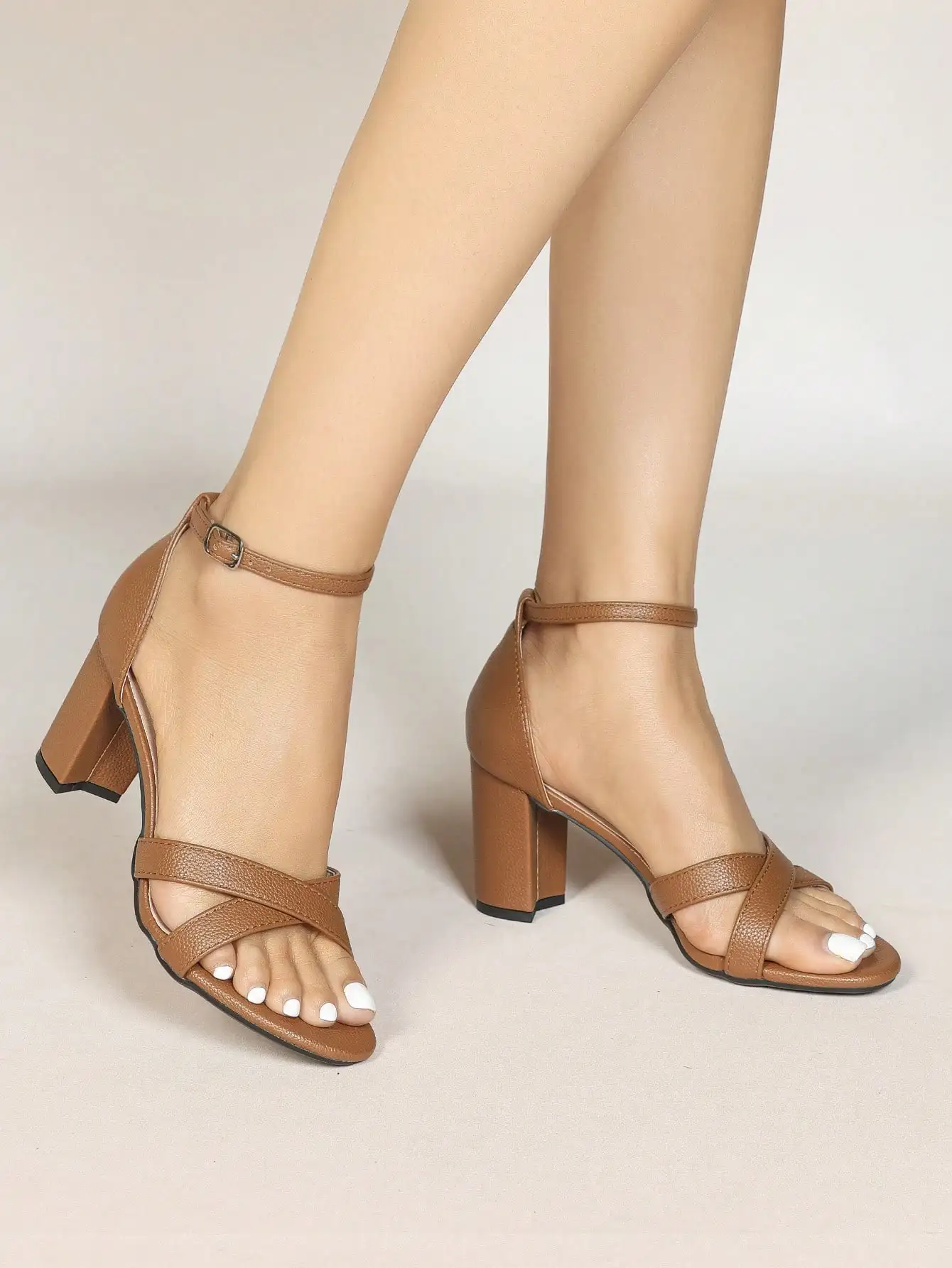 Women's Fashion European And A - Ankle Strap Heels 评论和价格