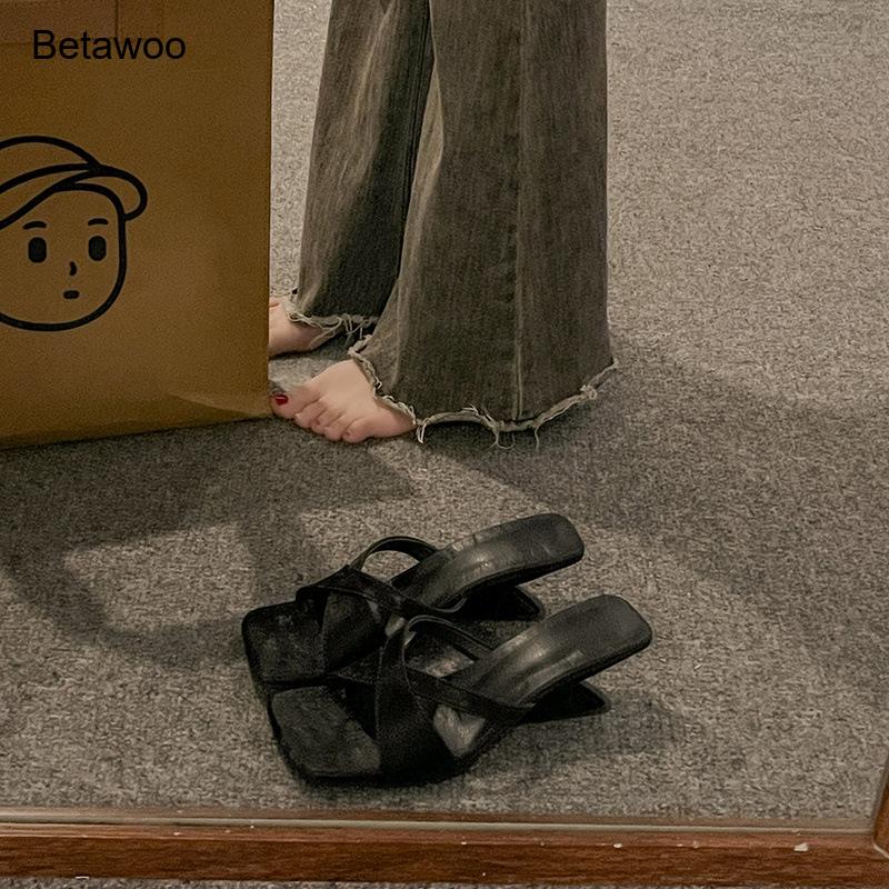 Women's Curved Block Heel Mule - Ankle Strap Heels 评论和价格